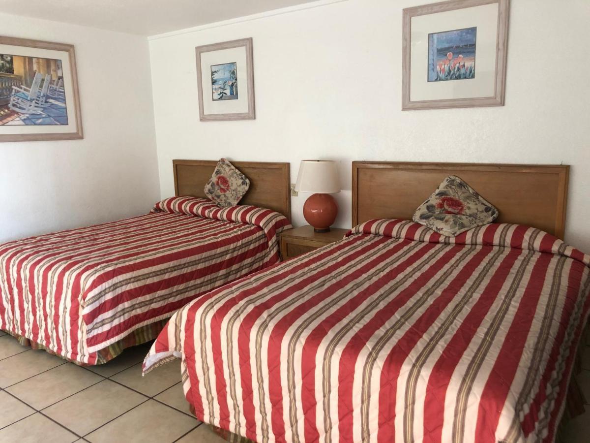 Economy Suites Cypress Gardens Ngoại thất bức ảnh
